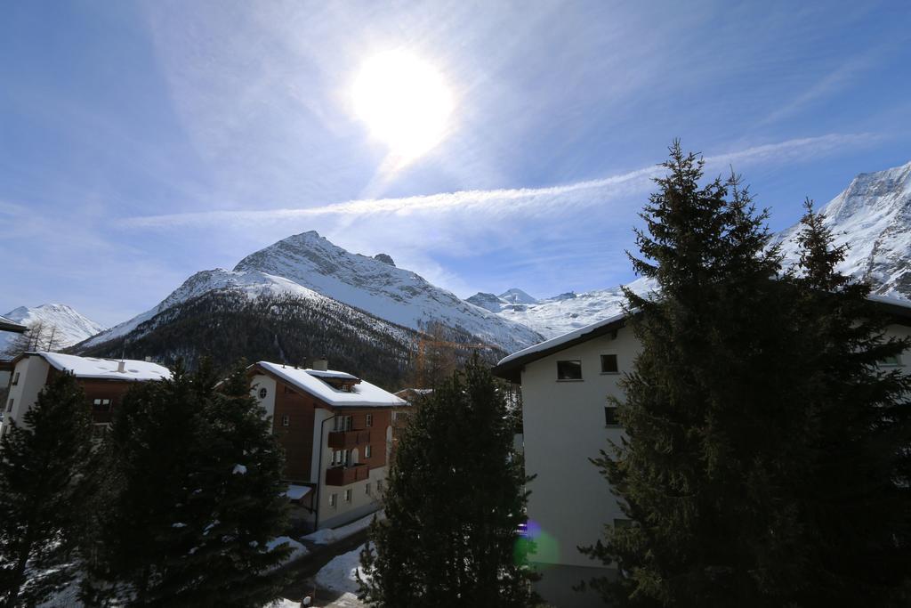 Everest Saas-Fee Quarto foto